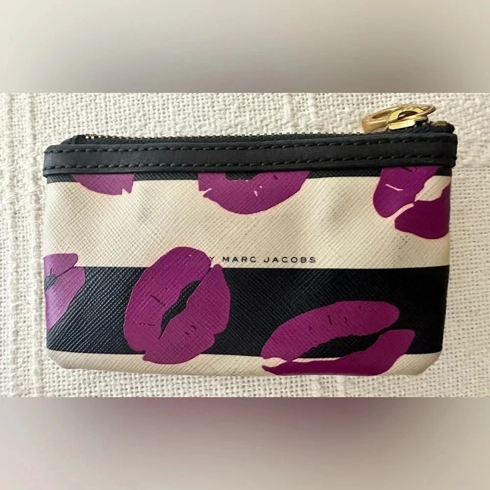 Marc Jacobs Easy Lips Coin Purse